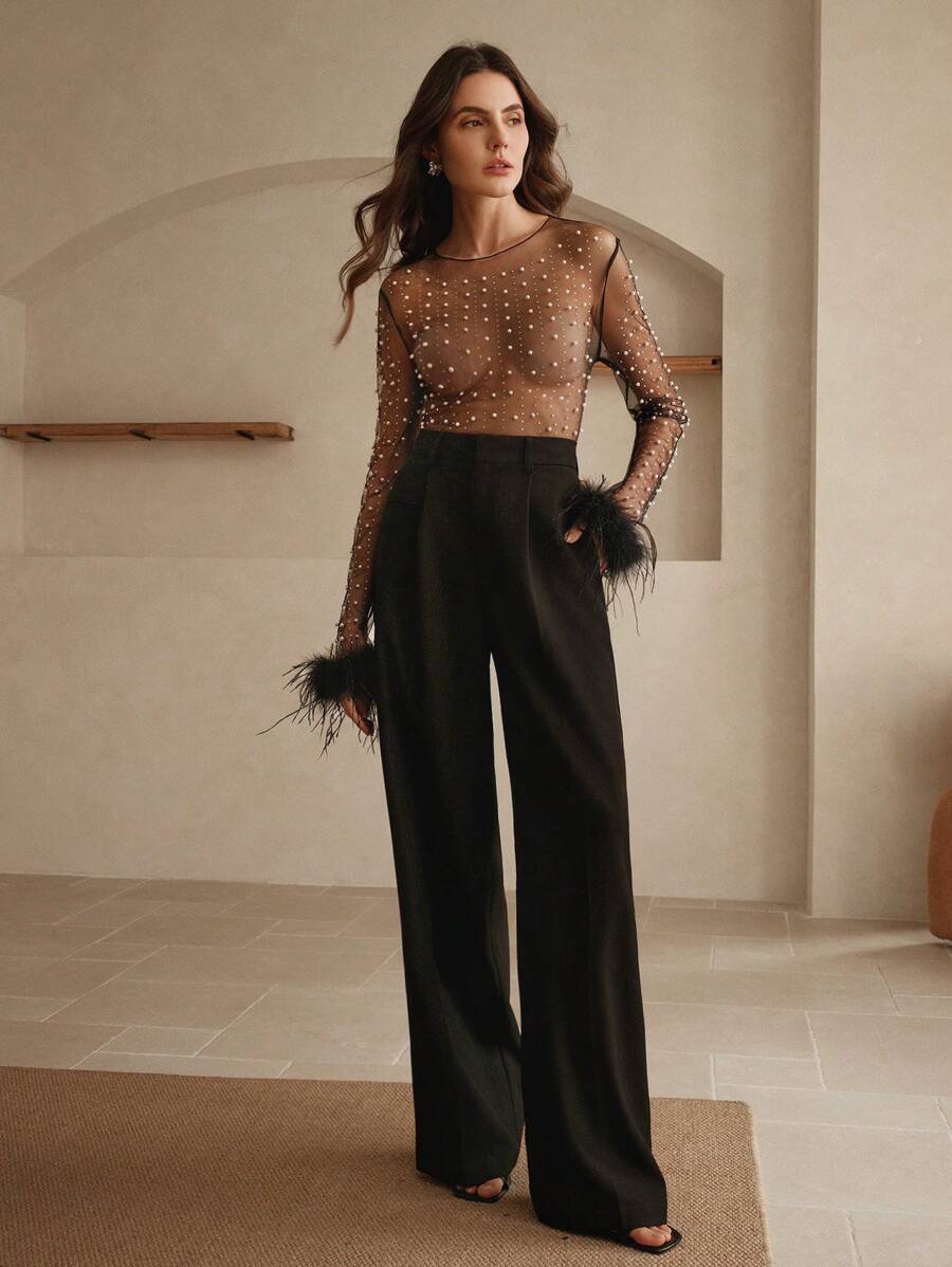 Top Tule com Aplicação de Strass e Peluciada