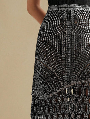 Saia Bordada com Folha de Ouro de Crochê